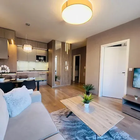 Karzo Lu 208 Free Garage Apartman Budapest