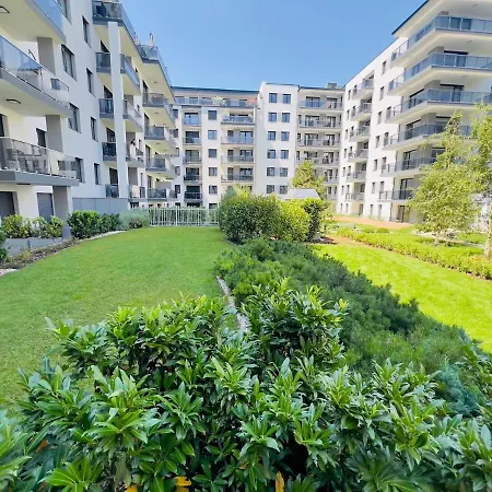 Karzo Lu 208 Free Garage